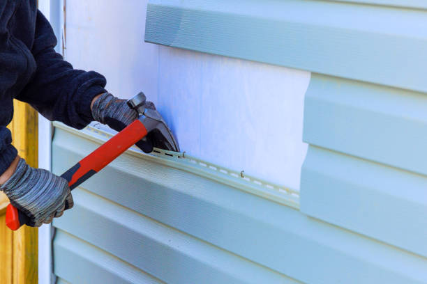 Reliable Siding Repair contractor in Spring Grove, VA by Creative Siding